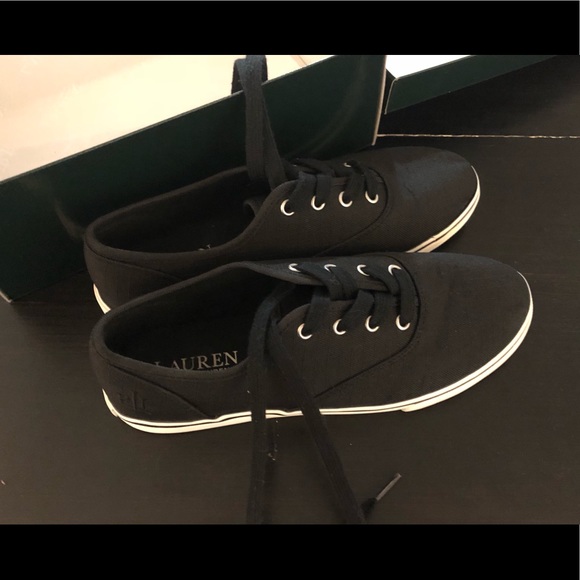 Ralph Lauren Shoes - Ralph Lauren Jaelyn Black Sneakers 🖤 Size 6.5 B
